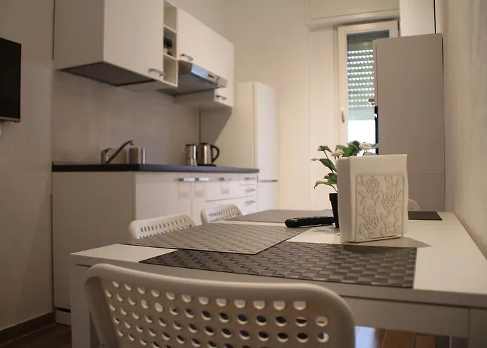 Stephenson Apartment *