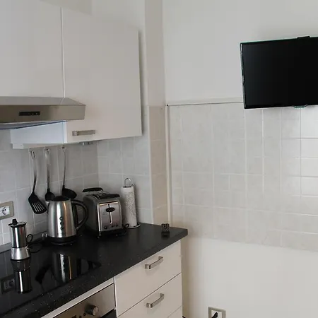 Stephenson Милан