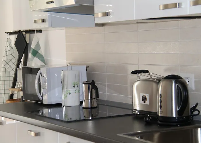 Stephenson Apartment *