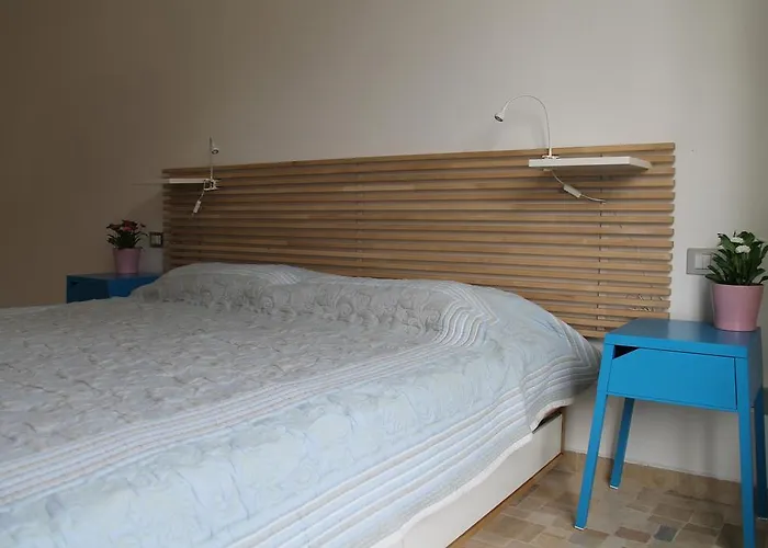 Stephenson Apartment *